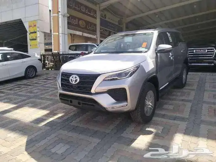 تويوتا فورتشنر GX2 2025 بنزين 4X4 سعودي 0