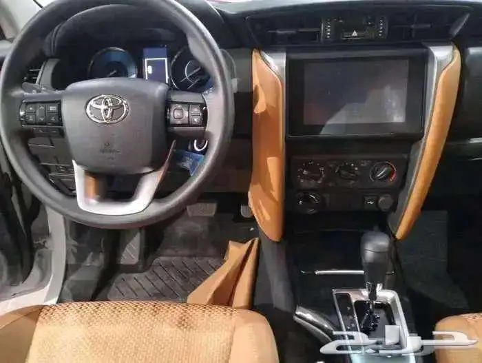 تويوتا فورتشنر GX2 2025 بنزين 4X4 سعودي 11
