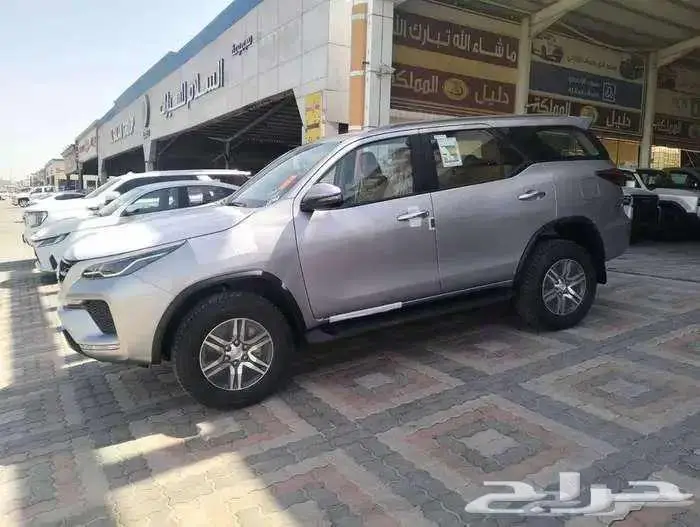 تويوتا فورتشنر GX2 2025 بنزين 4X4 سعودي 9