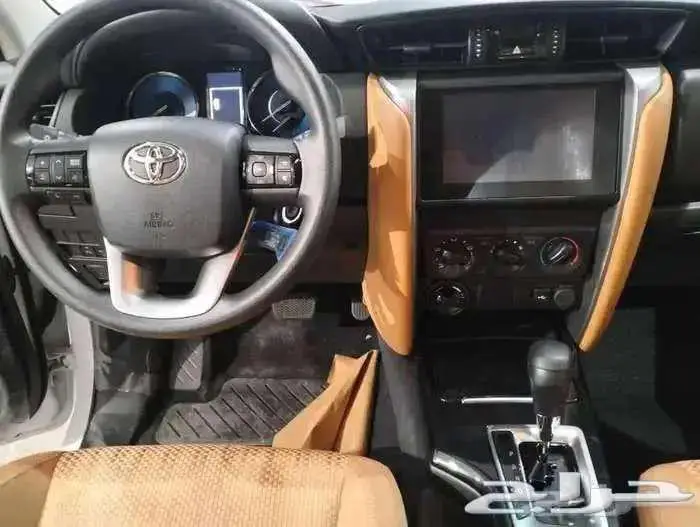 تويوتا فورتشنر GX2 2025 بنزين 4X4 سعودي 13