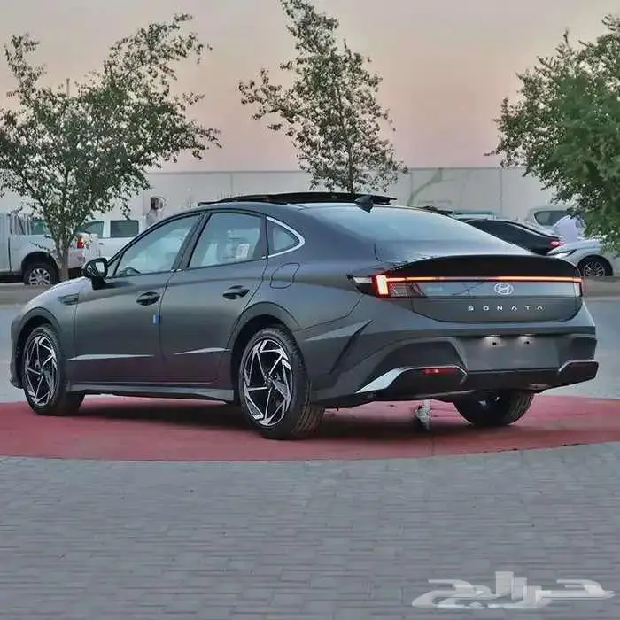 هيونداي سوناتا كمفورت نص فل 2025 اللون مطفي 5
