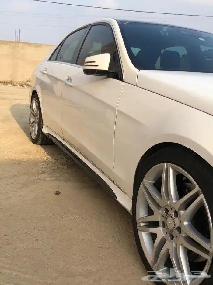مرسيدس E-class لوحات خليجيه 3