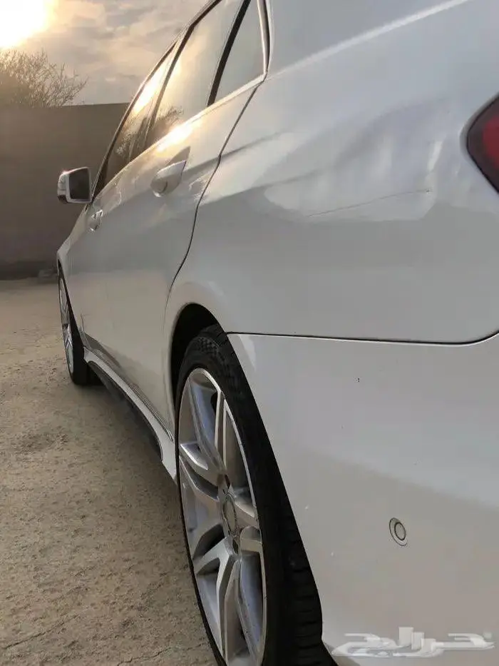 مرسيدس E-class لوحات خليجيه 4