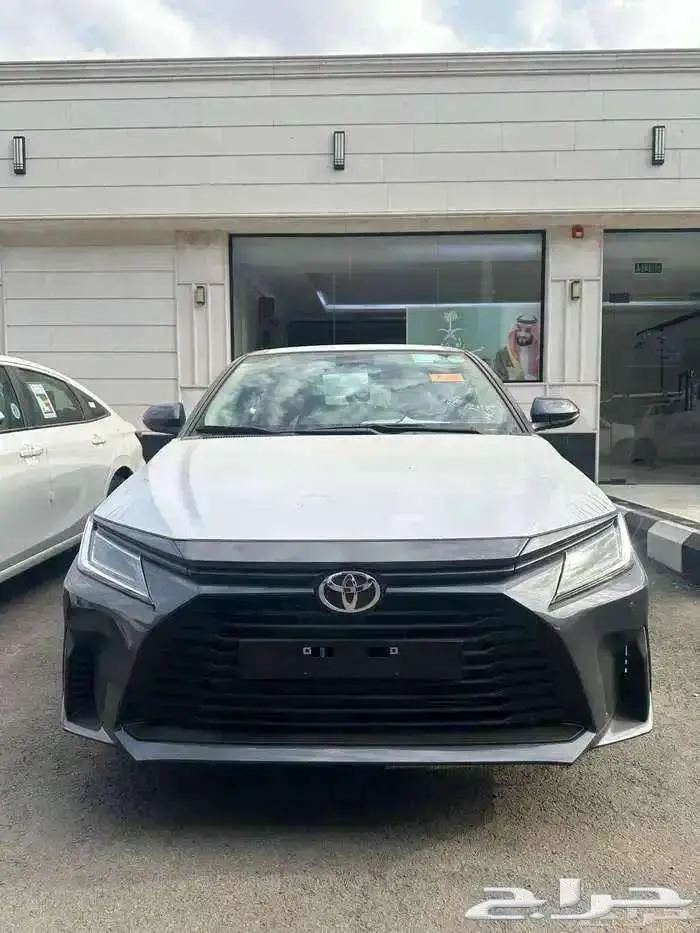 تويوتا يارس واي بلس 4