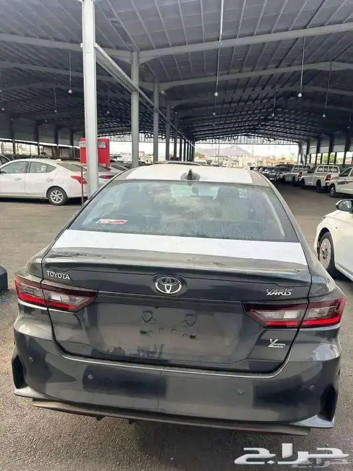 تويوتا يارس واي بلس 5