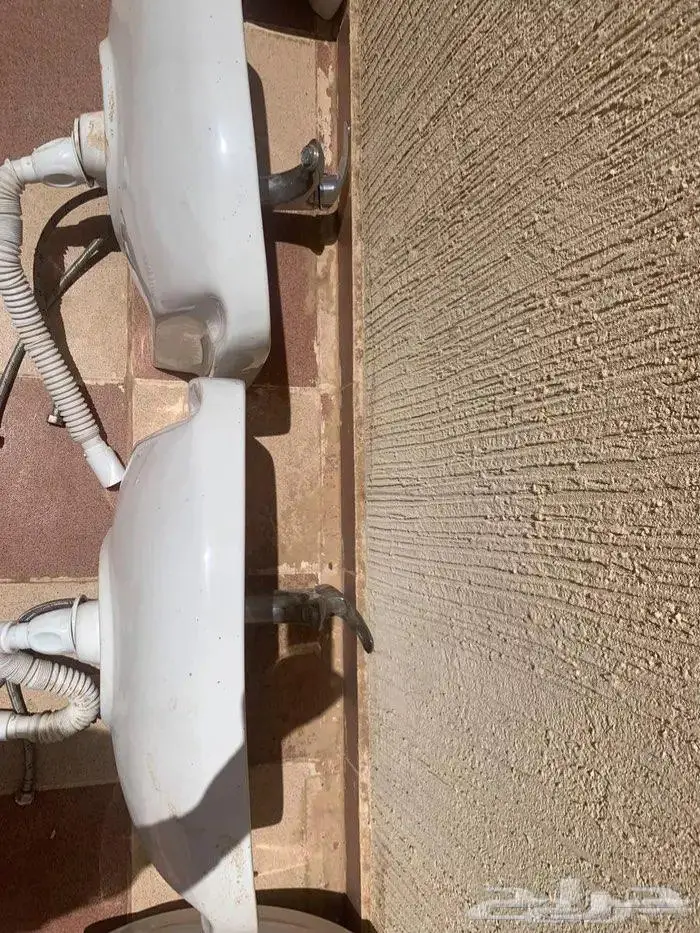 مغاسل ثنتين شبه جديده كاملات 1