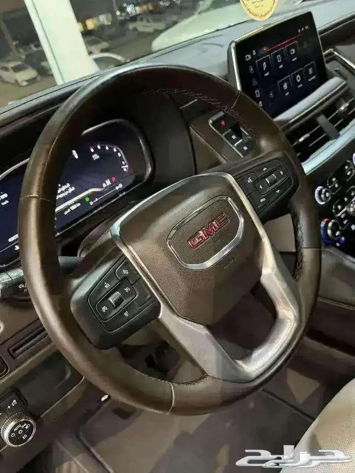 للبيع جمس يوكن SLT 2023 فل كامل دبل فئه SLT ع الضمان 37