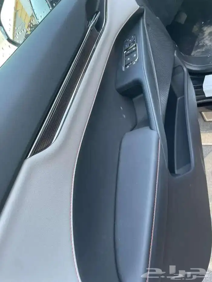 فورد تورس تيتانيوم 2026 5