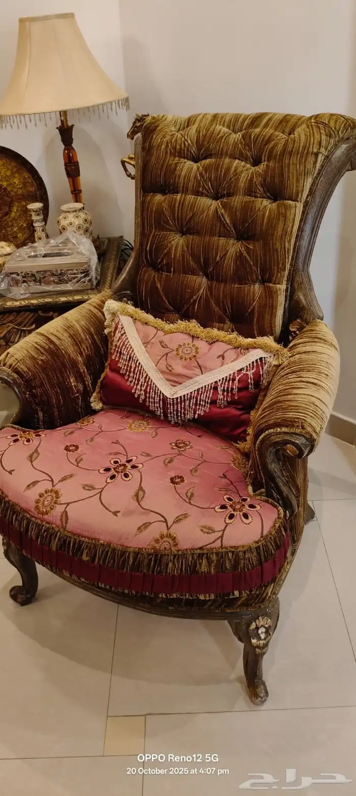 مجلس كلاسيكي فاخر 32