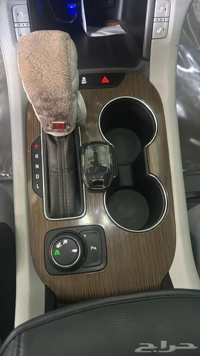 GMC Acadia SLE 2019 AWD - Matte Black 13