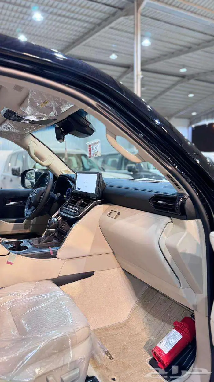 لاند كروزر VXR خليجي فل كامل 2025 4