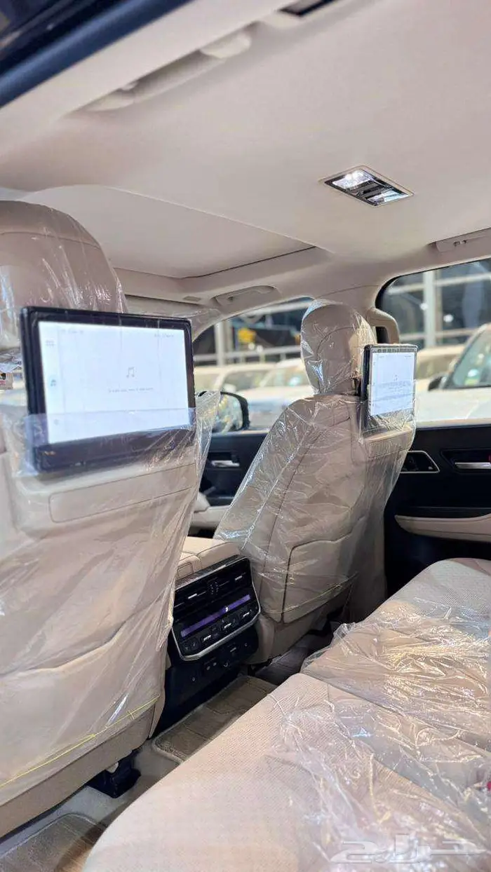 لاند كروزر VXR خليجي فل كامل 2025 16