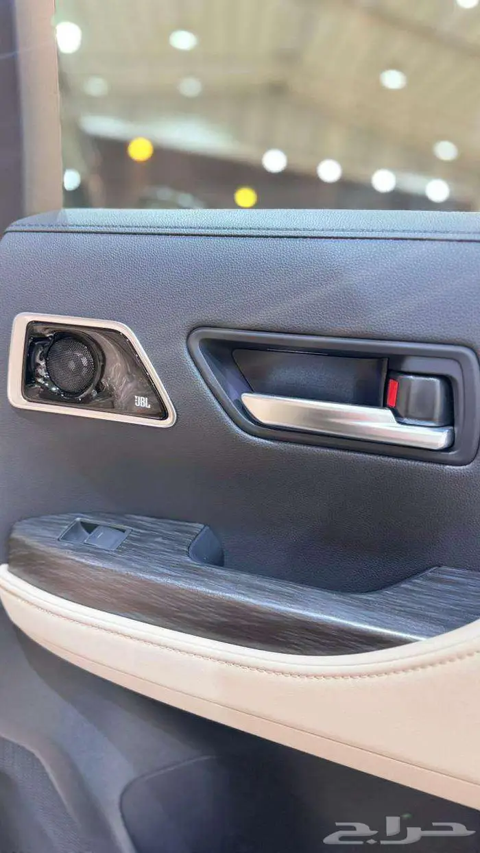 لاند كروزر VXR خليجي فل كامل 2025 10