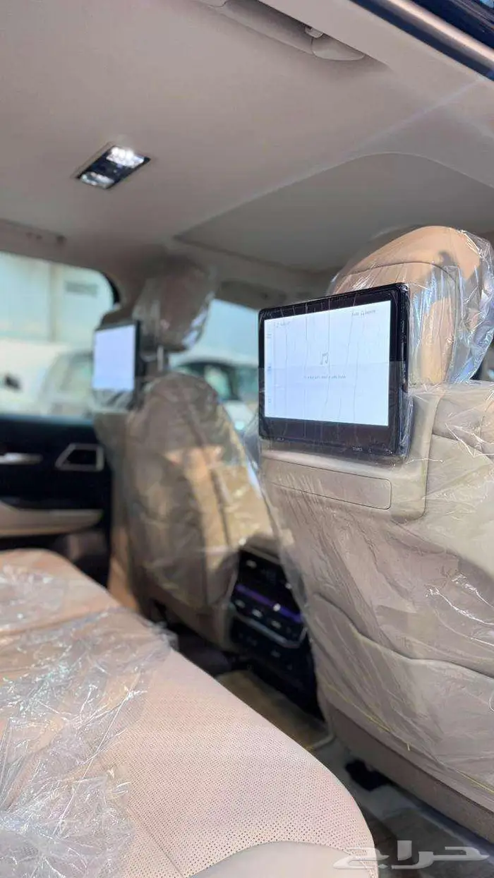 لاند كروزر VXR خليجي فل كامل 2025 9