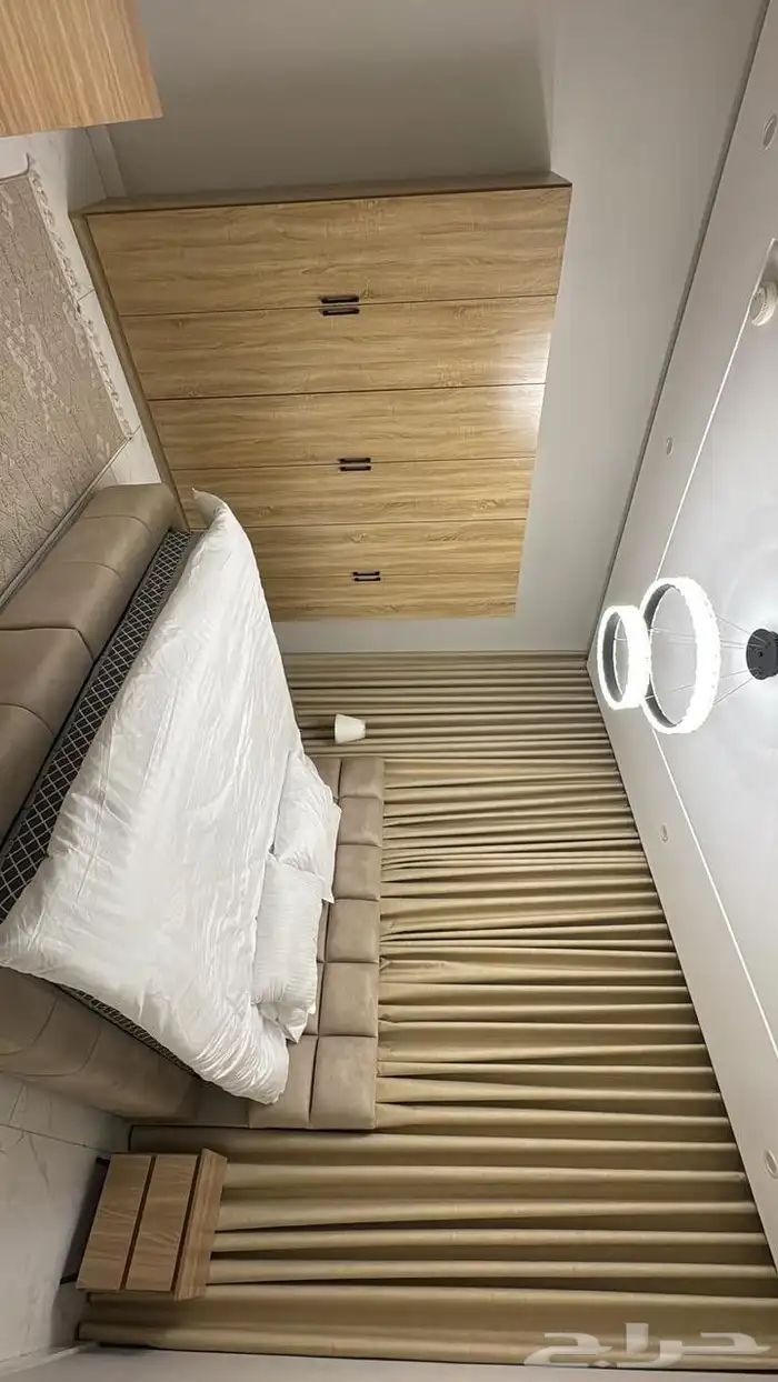 شقة مفروشة حي الواحة للايجار الشهري 2500 تشمل كهرباء والماء 0