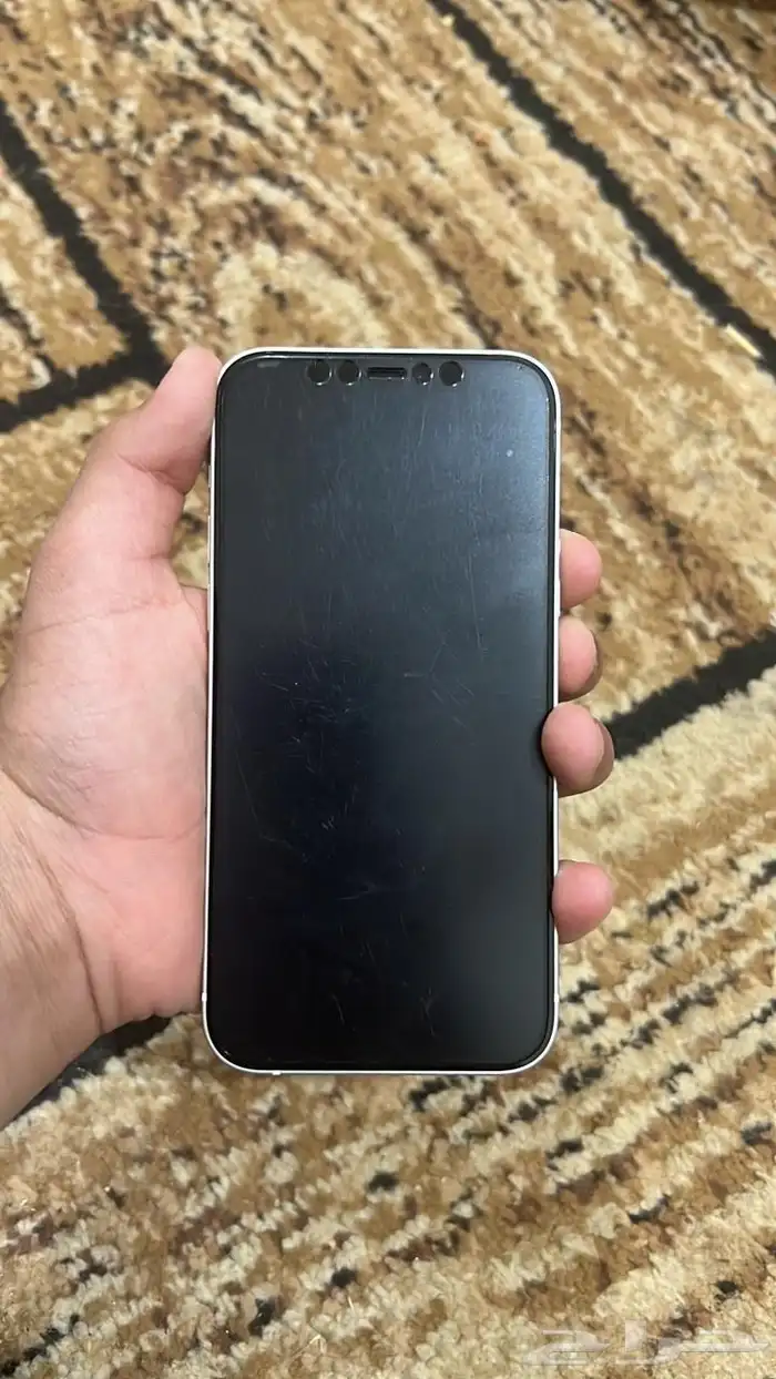 ايفون 12 عادي 0