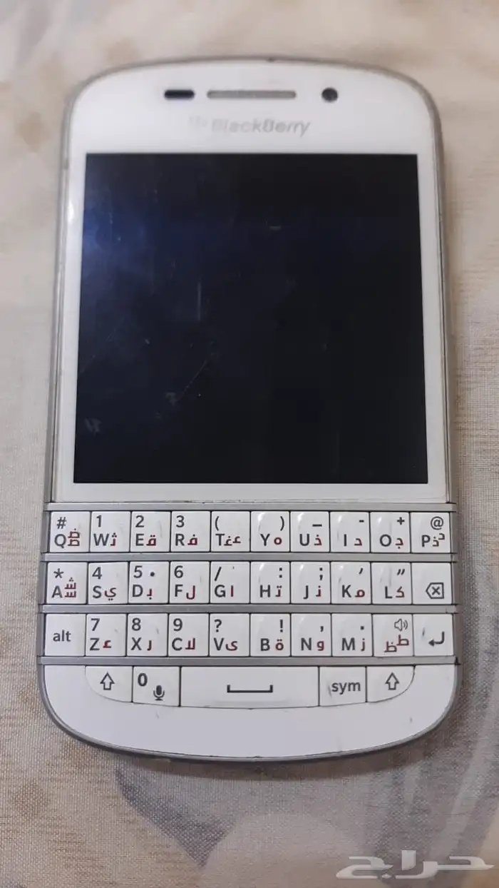 بلاك بيري q10 شغال سليم للبيع متوقف على الاعداد 2