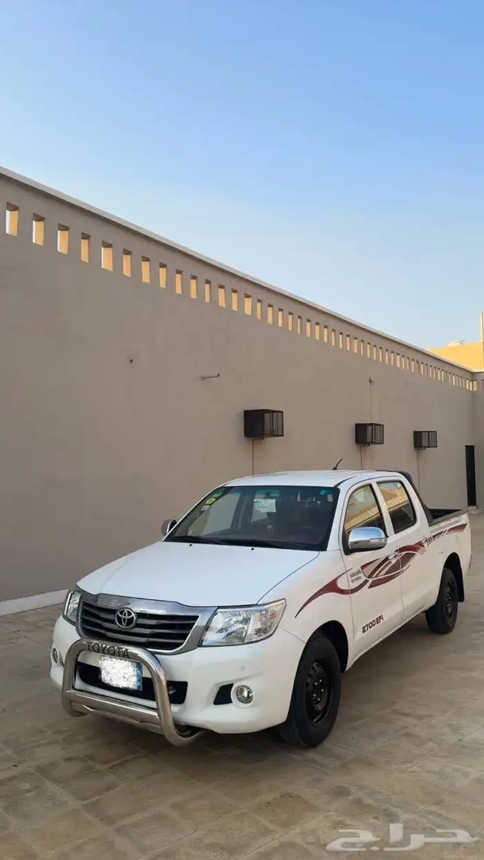هايلوكس 2015 GLX 32