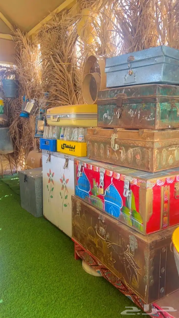 للبيع بالكامل مقتنيات اثرية تراثية قديمة نادره 6