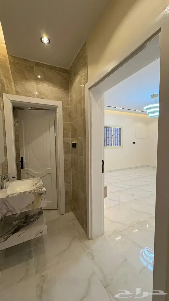 شقه دور ثاني للبيع من 4 غرف وصاله وسطح ومطبخ راكب 7