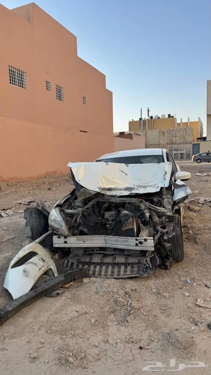 نيسان سنترا تشليح 0