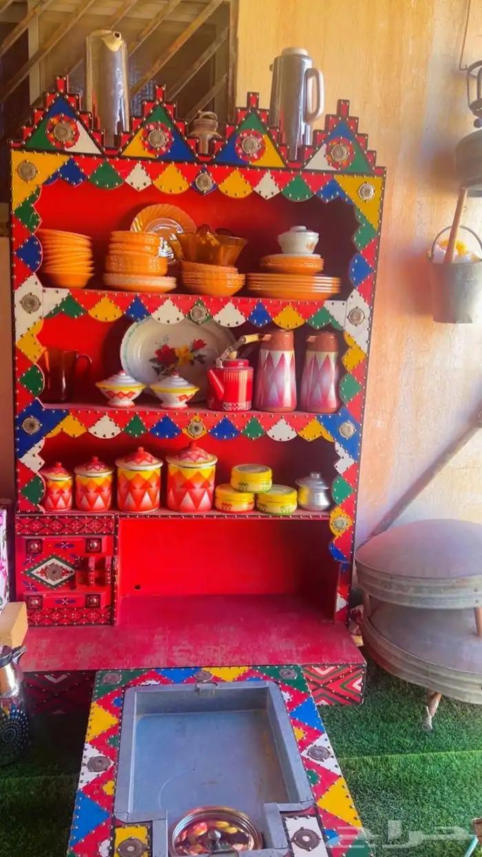 للبيع بالكامل مقتنيات اثرية تراثية قديمة نادره 8