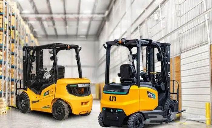 رافعات شوكيه فوركلفت للايجار في الرياض 1