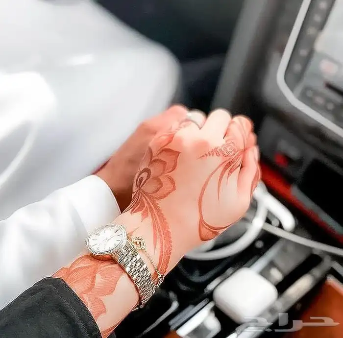 نقش حناء تطبيق لكافة الصور وتتوفر إستيكرات مصممة 14