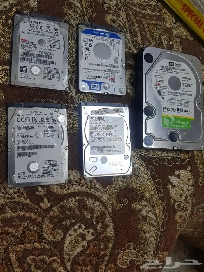 جهاز كمبيوتر وكمرتين صغير واي فاي وبرجكتر 3