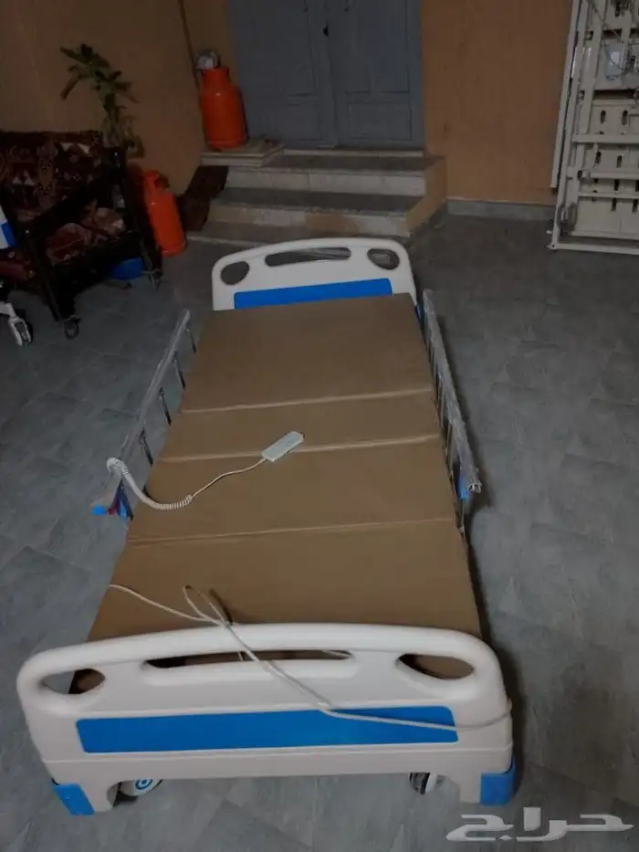 سرير طبي 1