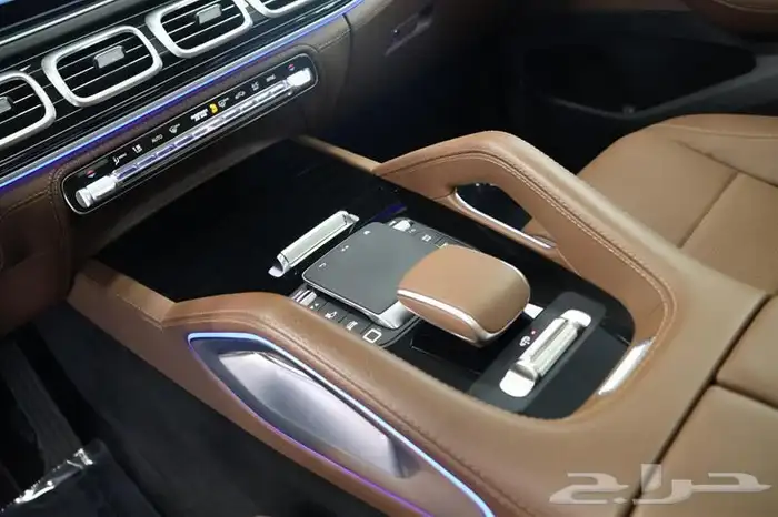 2025 Mercedes-Benz GLE450 4MATIC SUV 8