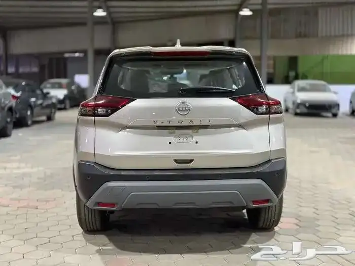 نيسان اكس تريل 7 مقاعد بدون دبل 2025 4