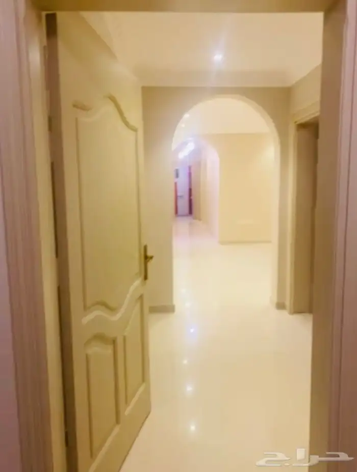 شقه للايجار حي المحمديه 6