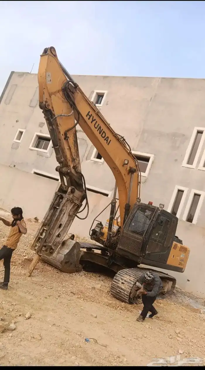 بوكلين حفر آراضي حفر خزانات هدم المباني بريدة 0
