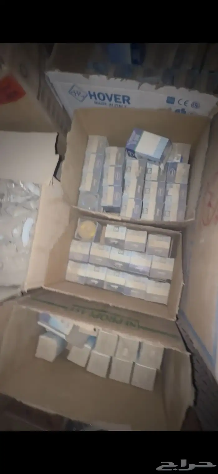 بضاعة بمستودع مواد بناء قديم نوع ما( جمله ) 19