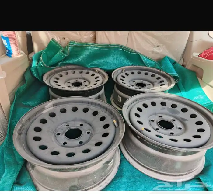 للبيع طقم جنوط سبير تاهو ويوكن من 2007الى2014م 1