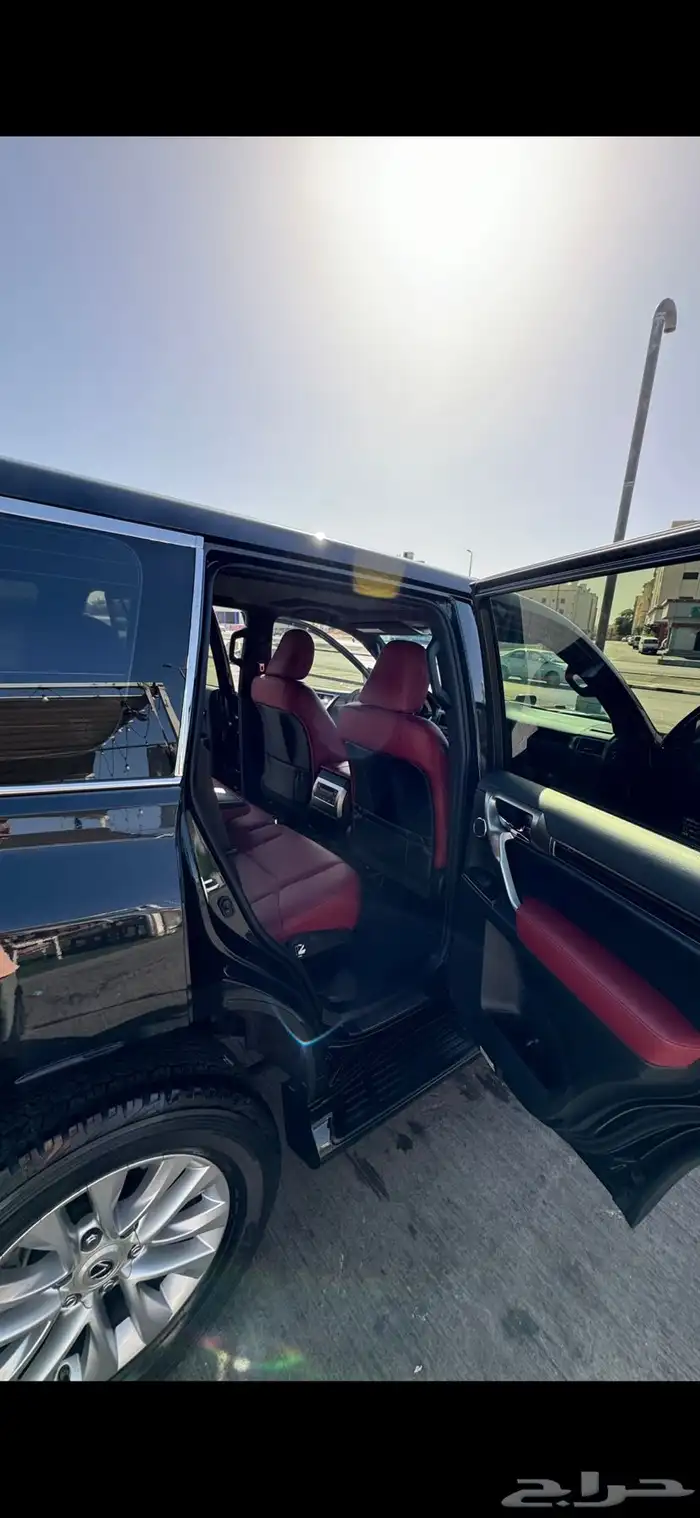 لكزس GX460 عبداللطيف جميل ممشى16000 (بيع) فقط 0