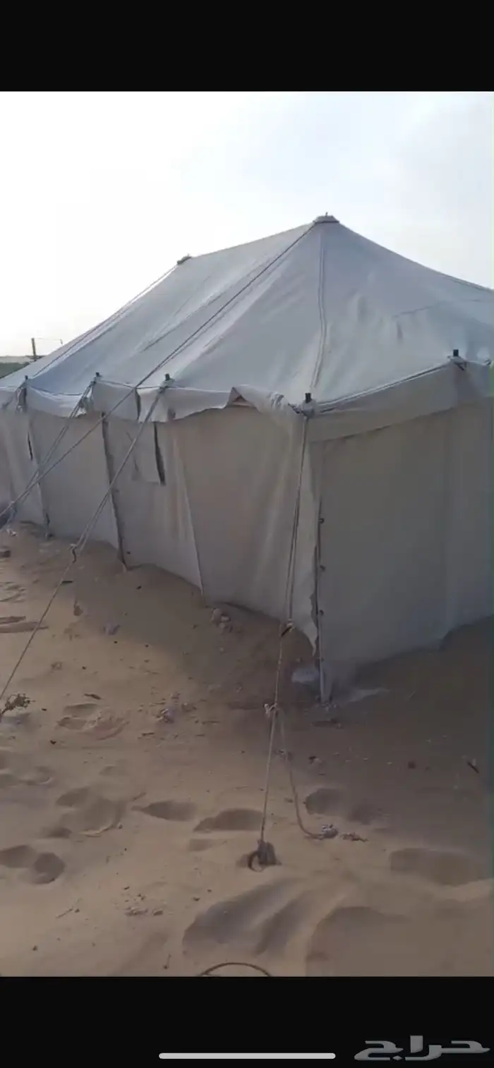 خيمه تركيه عامودين فيها شق بسيط ونظيفه المقاس8 5 0