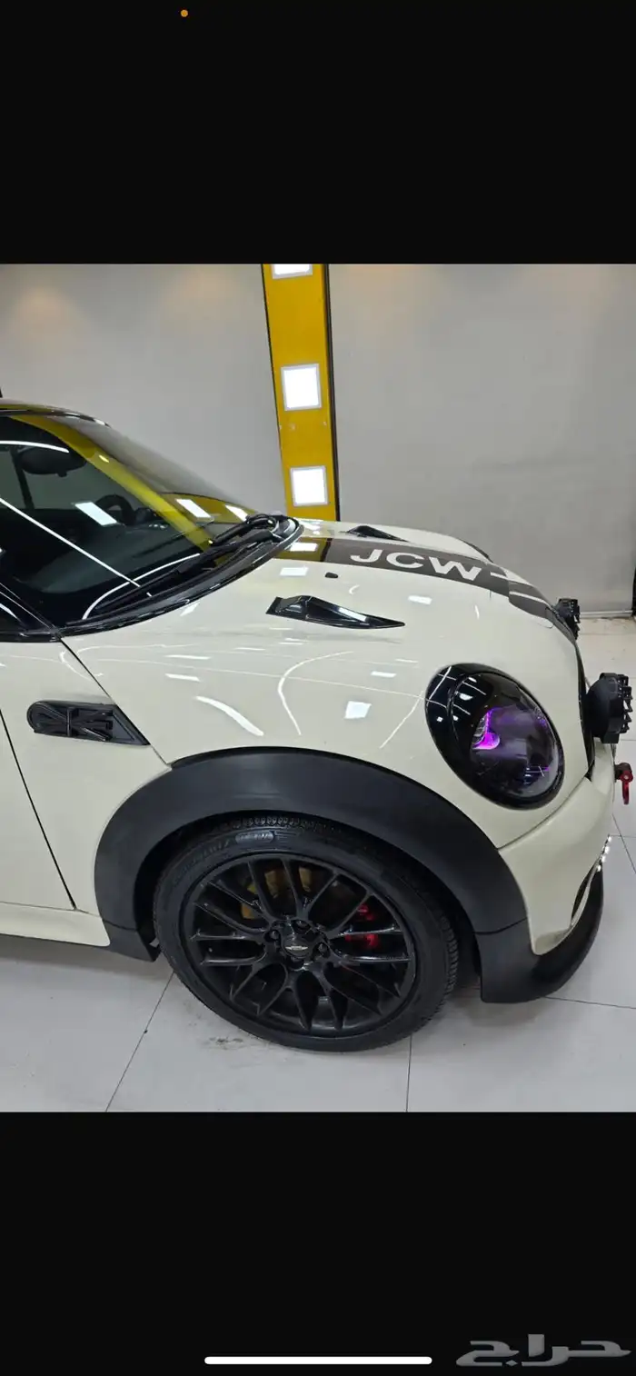 مني كوبر بتعديل jcw مميز 20