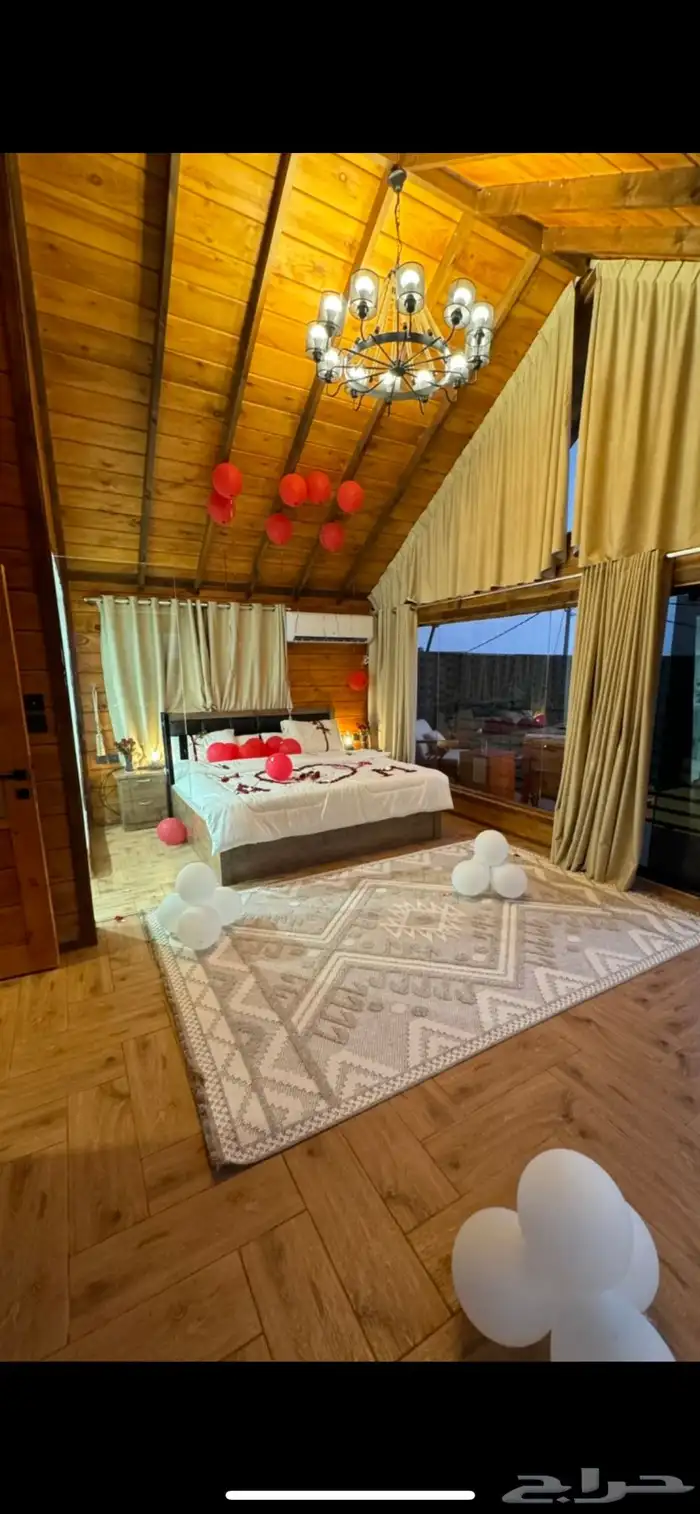 كوخ للايجار بمسبحين داخليه بسخان 0