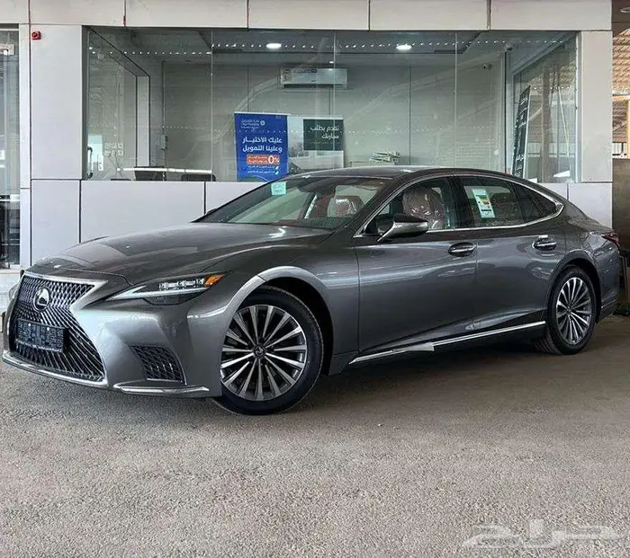 لكزس LS350موديل 2025فئةAAلون رمادي لدى الفريدي 0