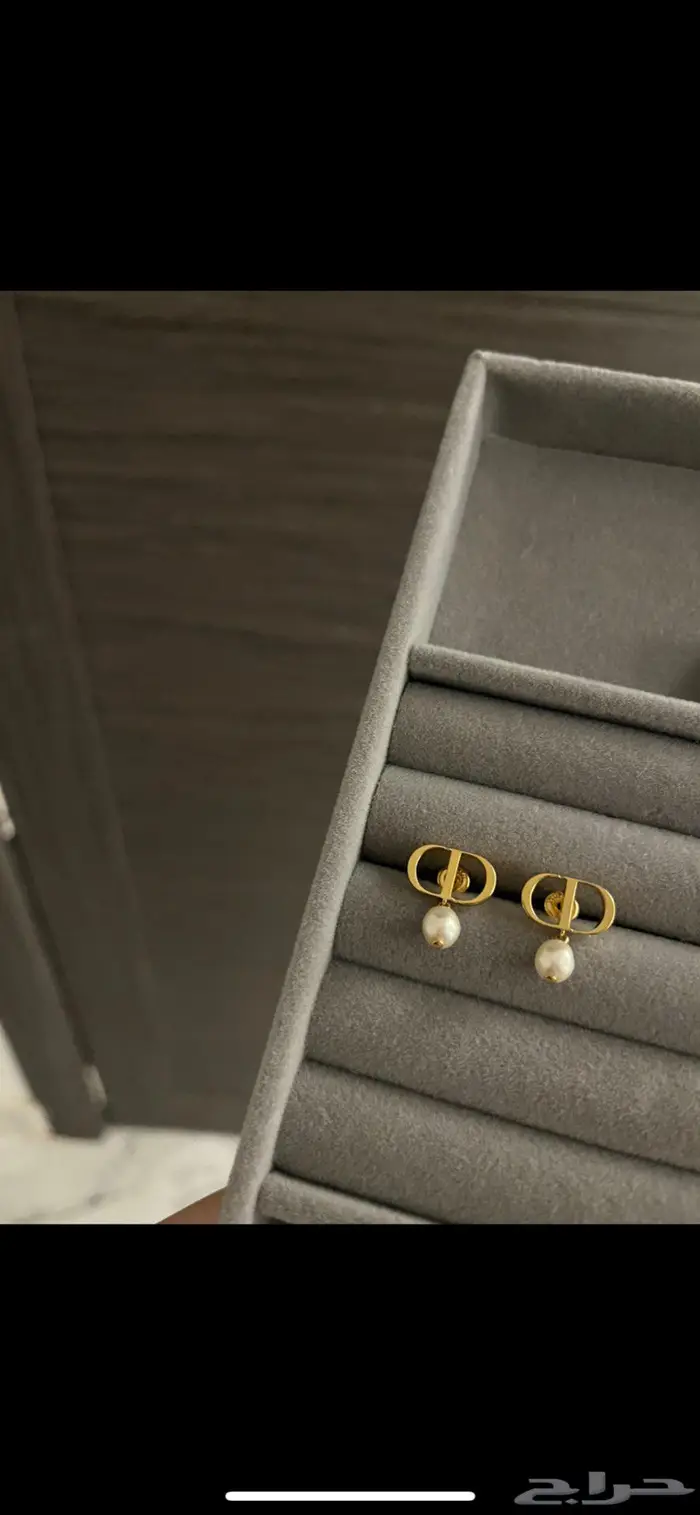 حلق DIOR اصلي 2