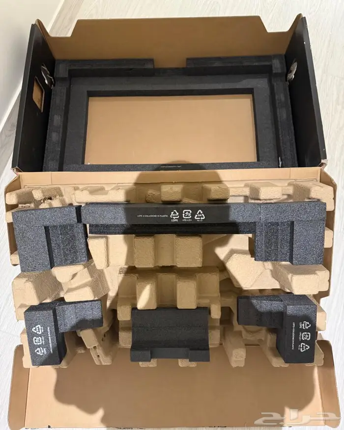 شاشة ROG Swift OLED PG32UCDM 11