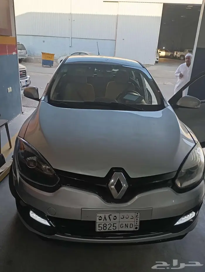 رينو ميجان 2015 0