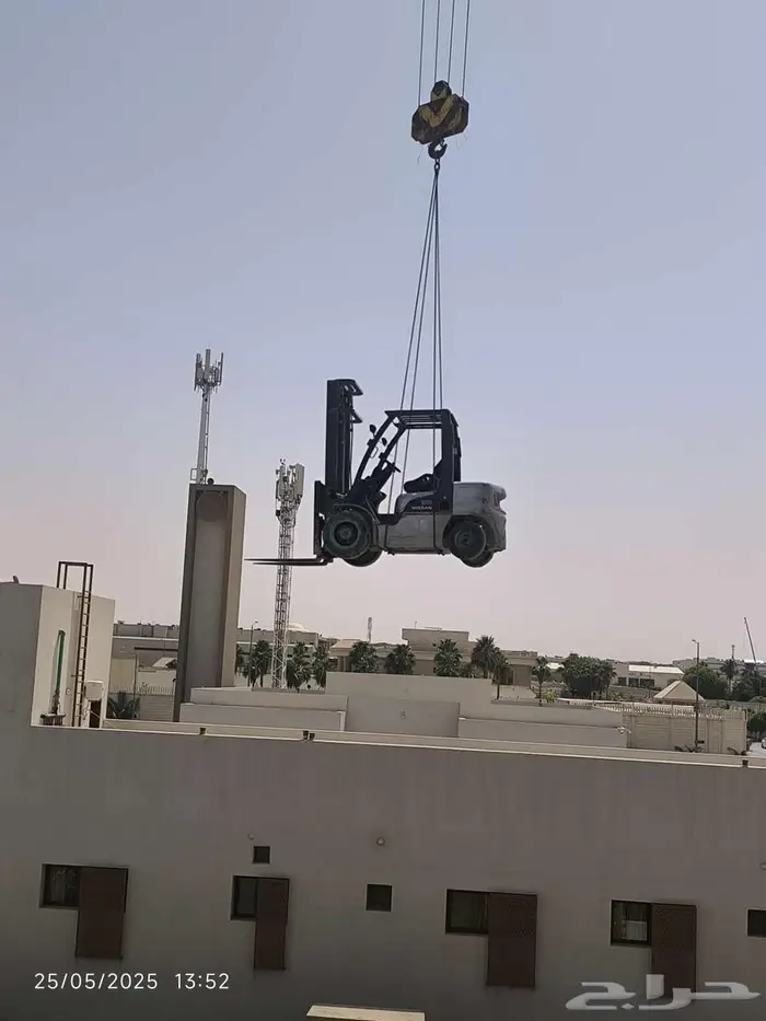 تأجير الرافعات الشوكية والكرينات في الرياض   رافعات الرياض 6