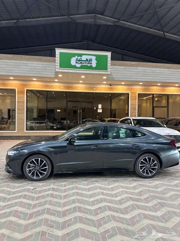 سوناتا ميد موديل 2023 اصفار 1