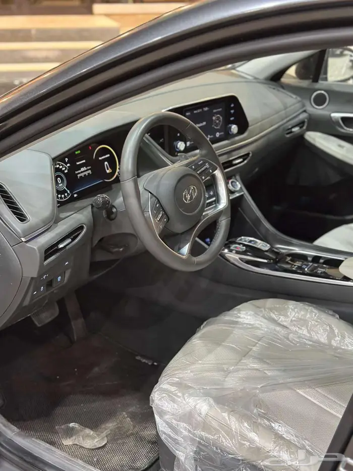 سوناتا ميد موديل 2023 اصفار 3