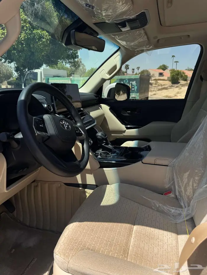 2025 Toyota Land Cruiser GXR3 1