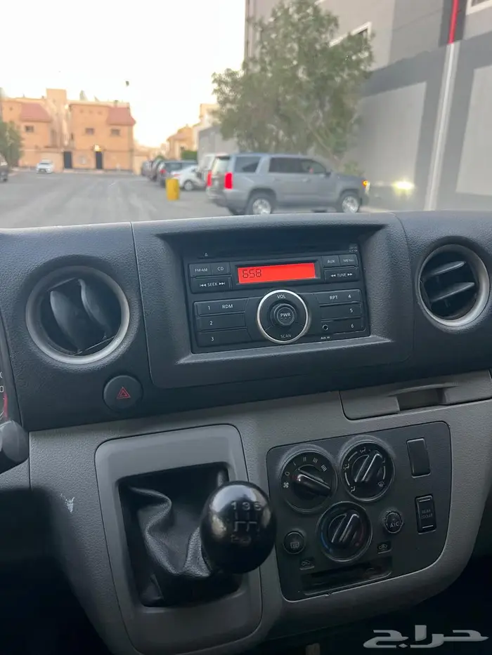 نيسان اورفان ركاب ديزل 2020 نظيف جدا 10