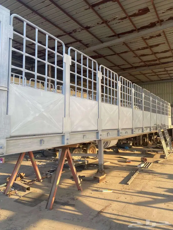 للبيع تيدر طول 14 متر عرض مترين ونص من الخارج 2